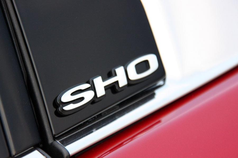  Ford Taurus SHO 2010 года  (фото 60 из 248)
